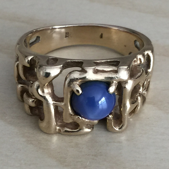 Jewelry - Star Sapphire Chunky 10K Gold Ring